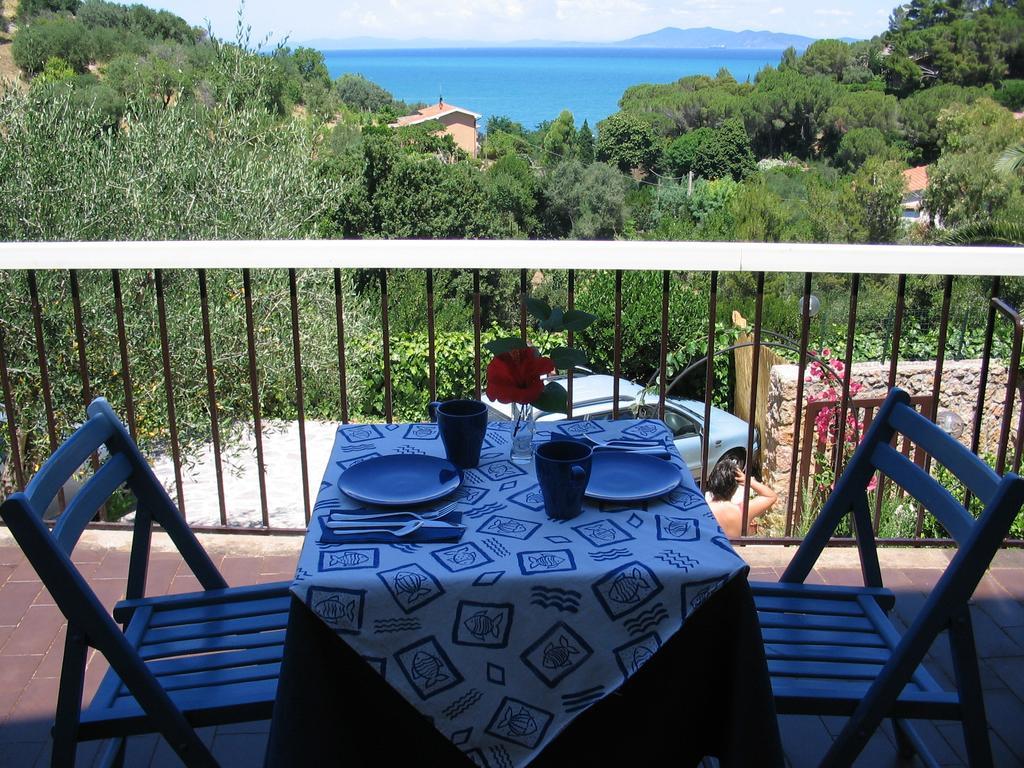 Navarro Hill Resort Porto Santo Stefano  Exterior foto